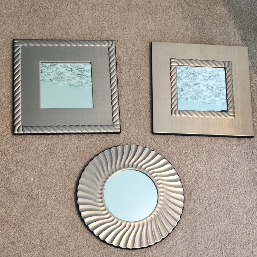 Silver Mirror Set